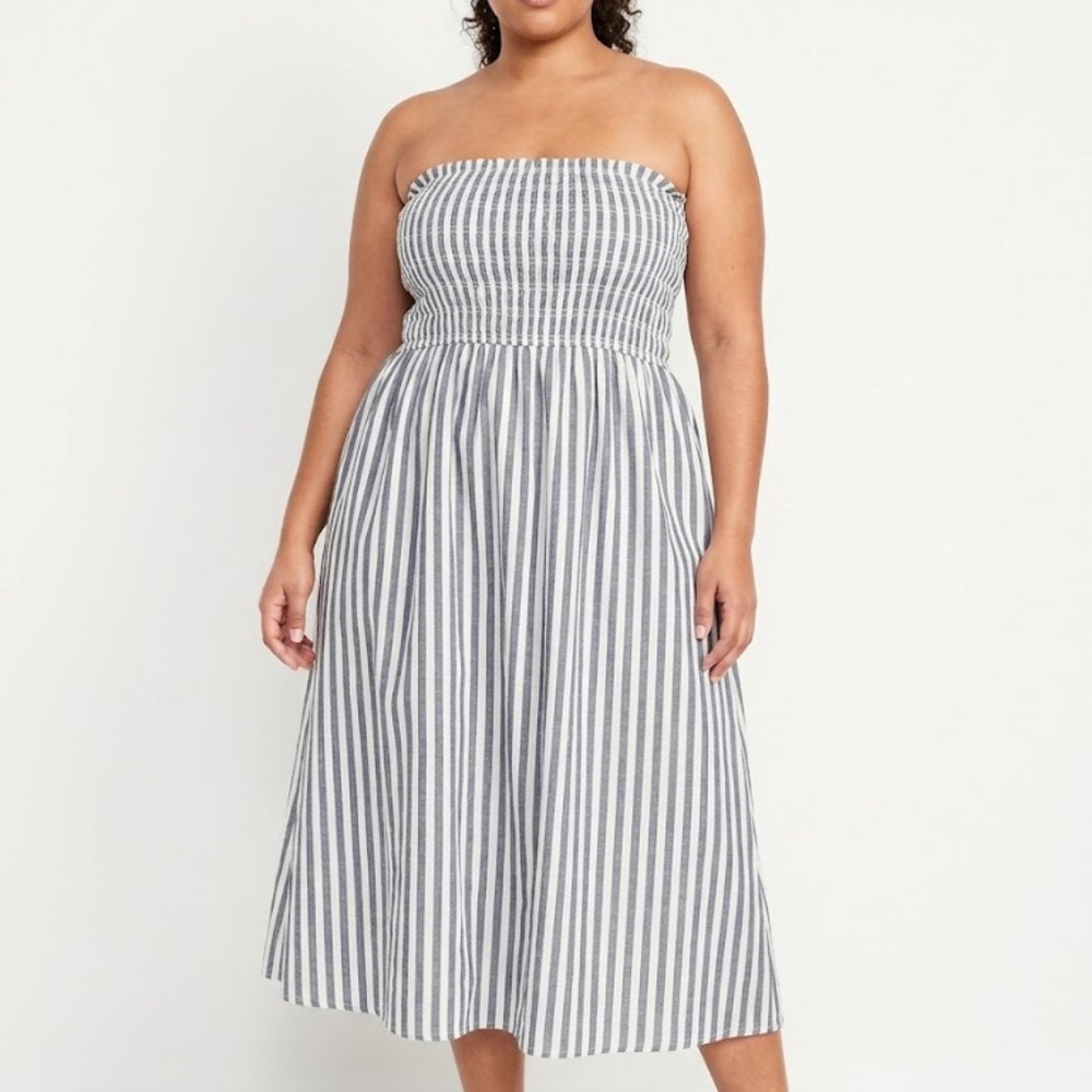 Universal Thread 3X Midi A-Liine Dress Blue/White Stripe Smocked Strapless